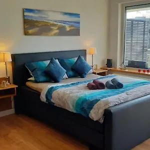 https://modern-city-apartment-with-balcony-and-nice-parc-view.hotelsinbremen.net