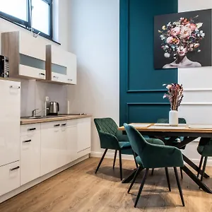https://apt-oran-2.find-berlin-hotels.com